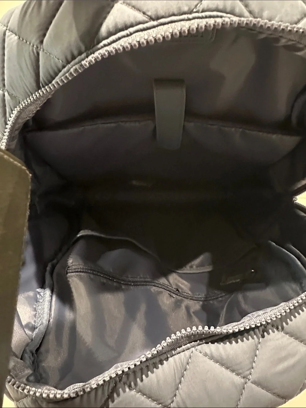 NWT Ellen Tracy The Melanie 18” Diamond Quilted Nylon Workbook Travel Backpack.